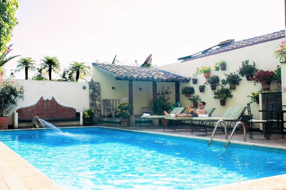 Hotel Casa Del Parque By Ahs Antigua Dış mekan fotoğraf